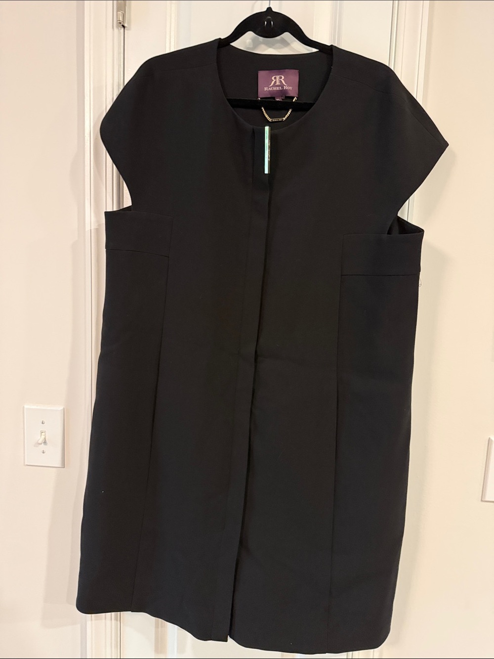 RACHEL Rachel Roy Black Cap-Sleeve Shift Dress with Front Placket